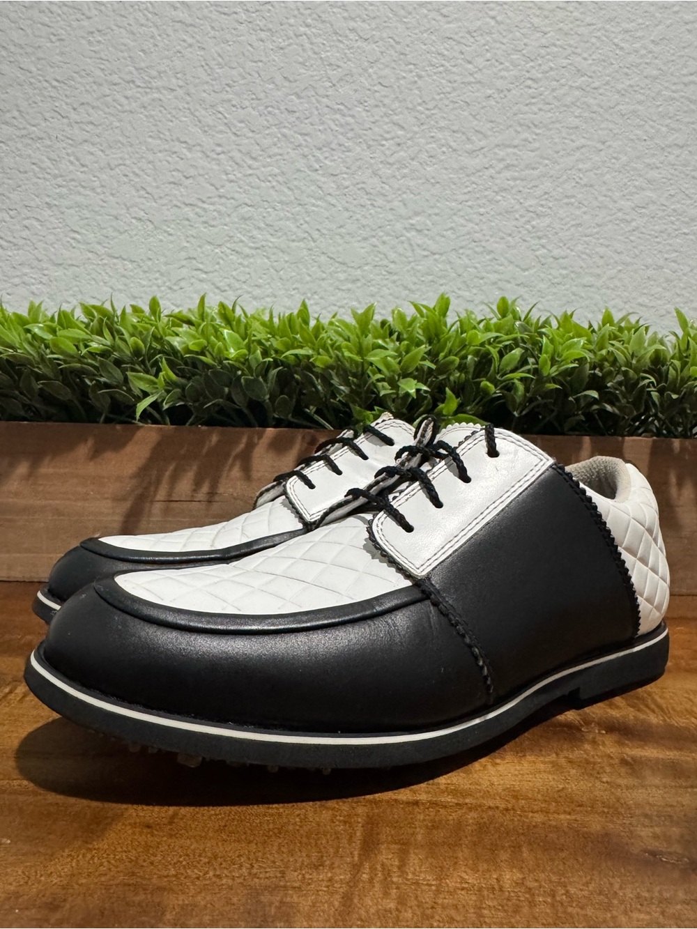 G/FORE Gallivanter Onyx Quilted Leather Golf Shoes G4LF19EF16 Womens Size 8.5 - Picture 6 of 11
